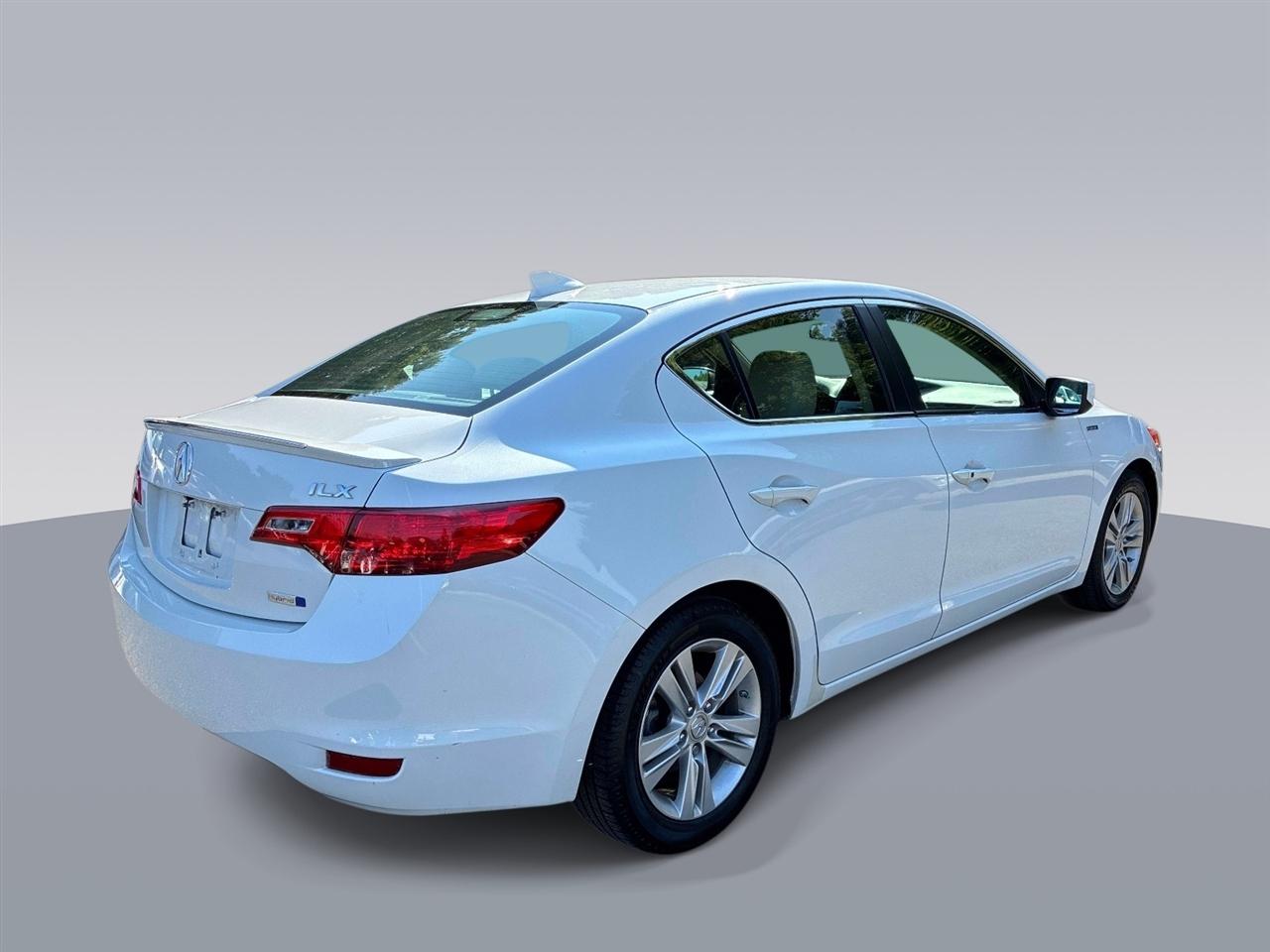 Acura ILX 4dr Sdn 1.5L Hybrid Tech Pkg 2014
