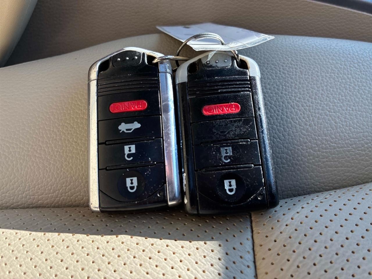 Acura ILX 4dr Sdn 1.5L Hybrid Tech Pkg 2014