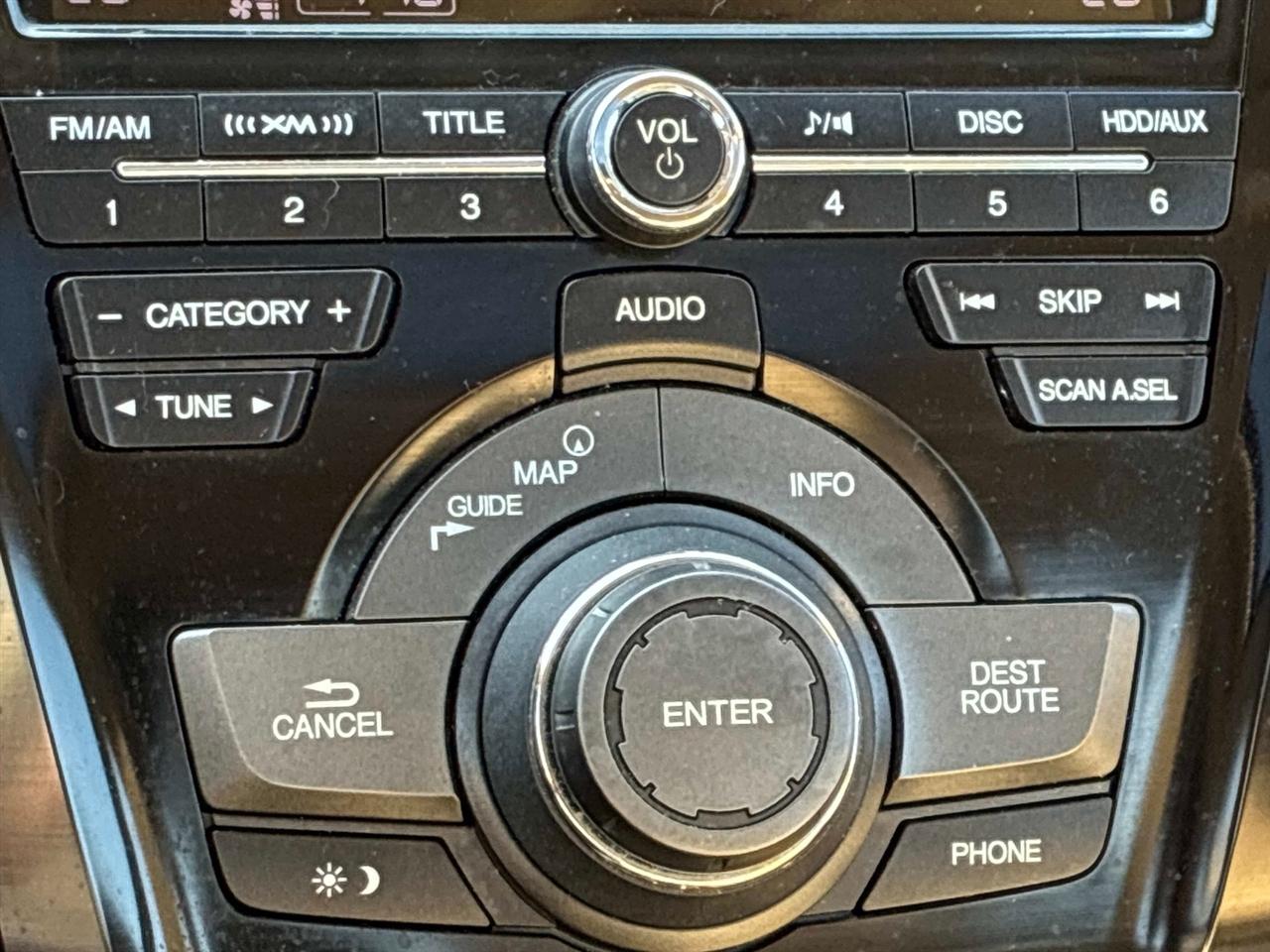 Acura ILX 4dr Sdn 1.5L Hybrid Tech Pkg 2014
