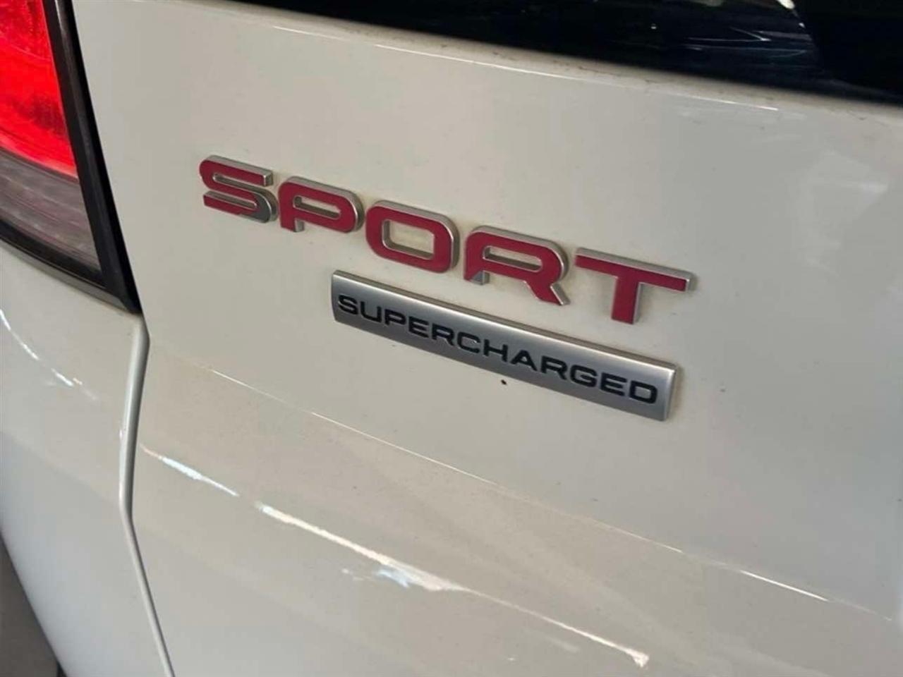 Land Rover Range Rover Sport 4WD 4dr V8 2016