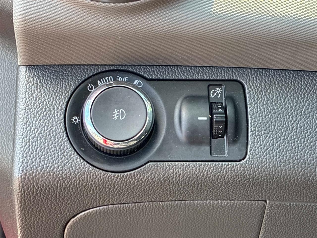 Chevrolet Sonic 5dr HB Auto LTZ 2015