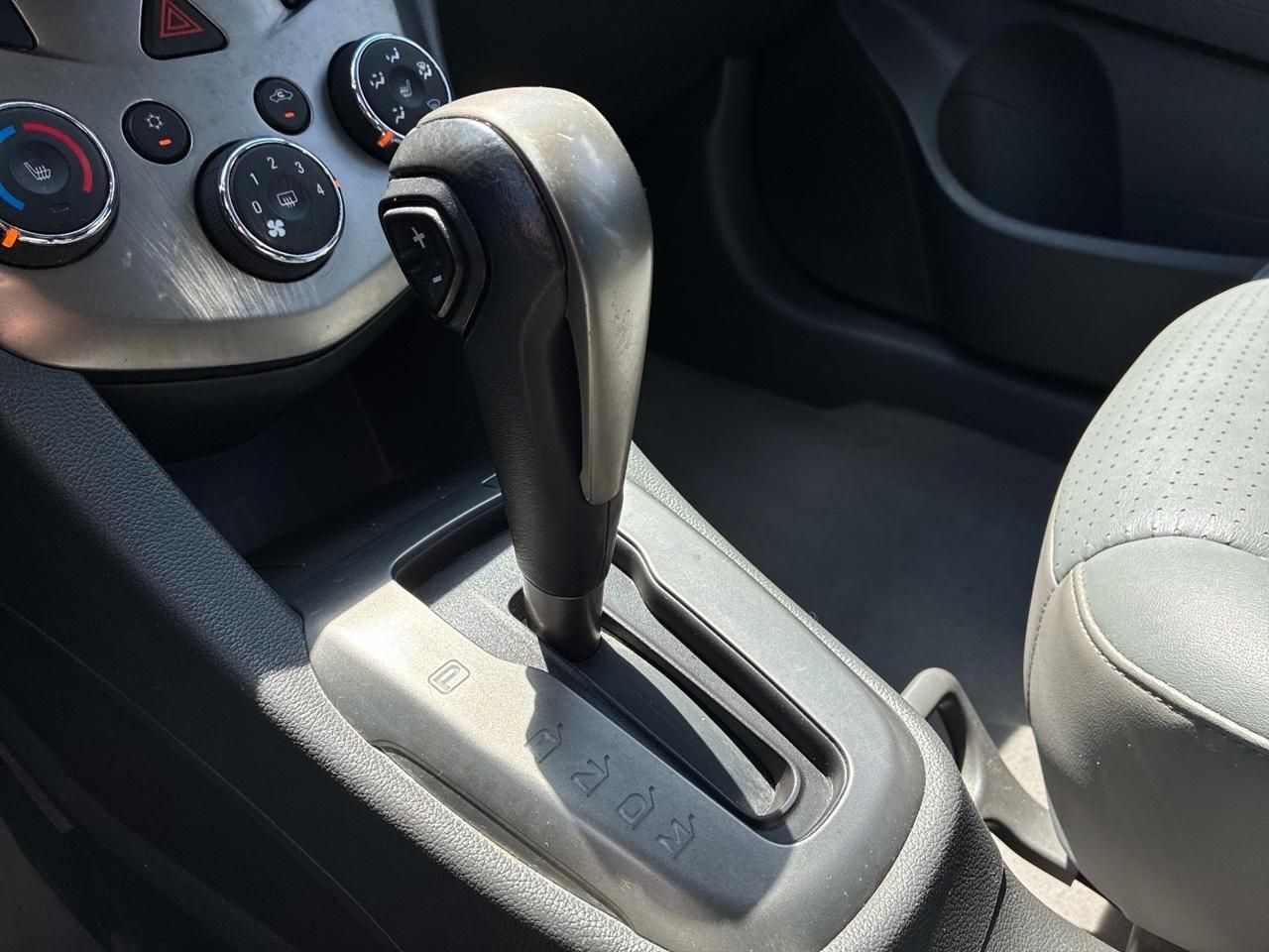 Chevrolet Sonic 5dr HB Auto LTZ 2015