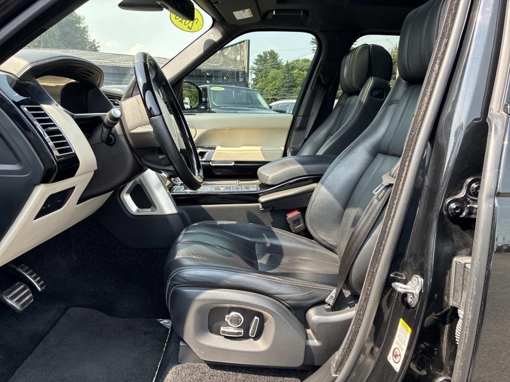 Land Rover Range Rover 4WD 4dr Autobiography 2016