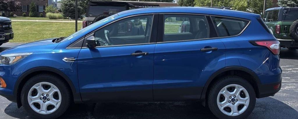 Ford Escape S FWD 2018