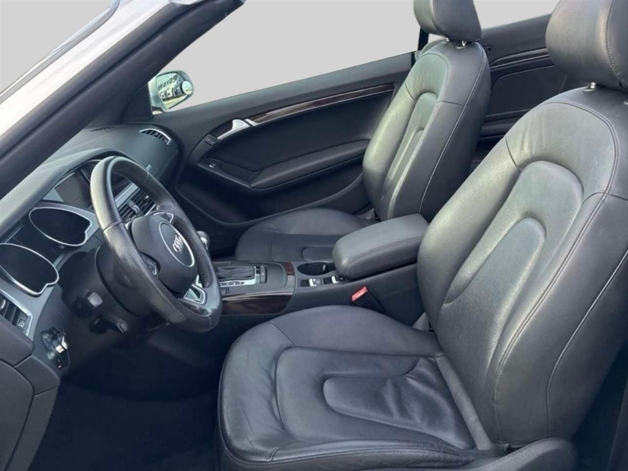 Audi A5 2dr Cabriolet Auto FrontTrak 2.0T Premium Plus 2013