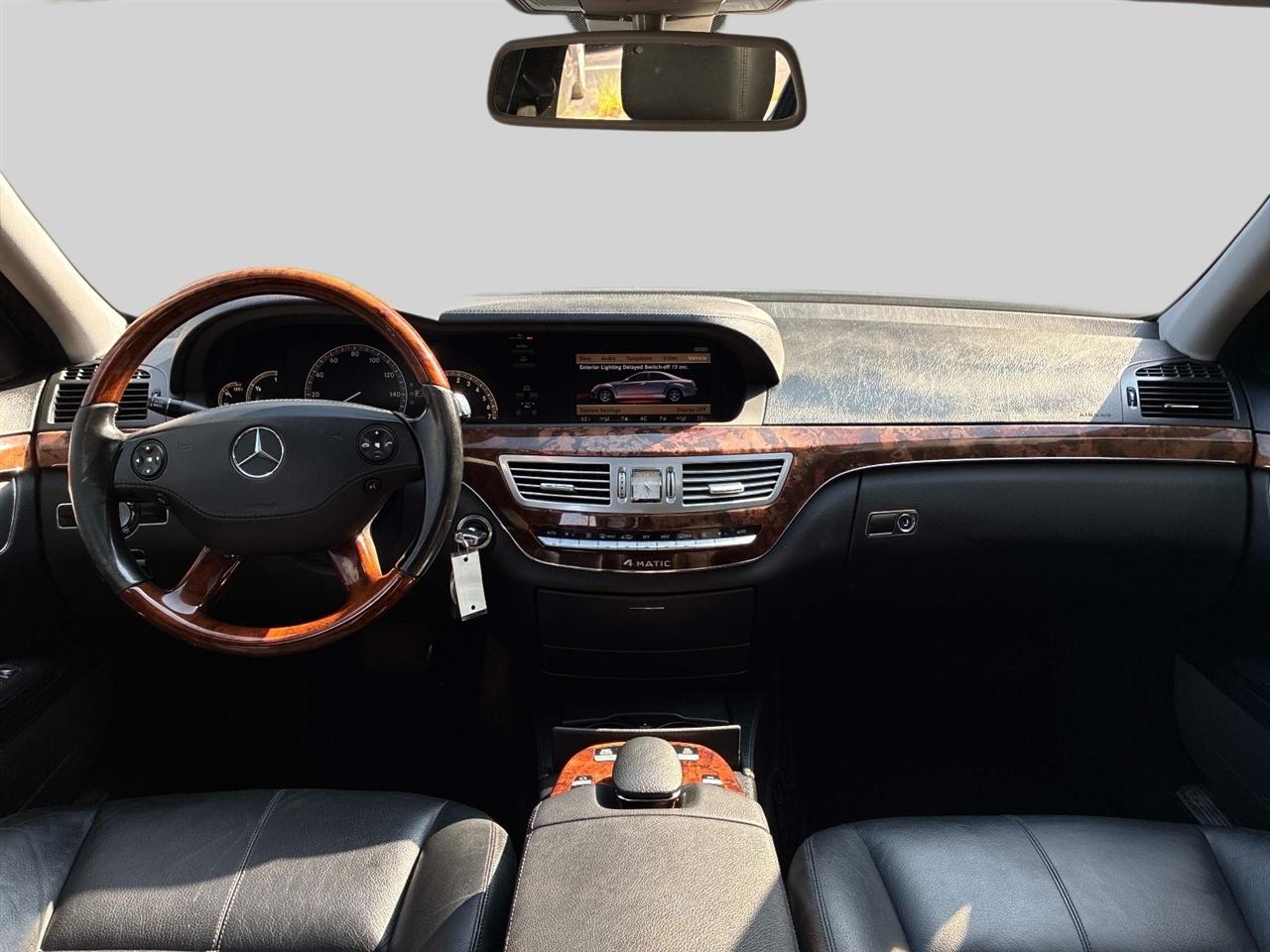Mercedes-Benz S-Class 4dr Sdn 5.5L V8 4MATIC 2008