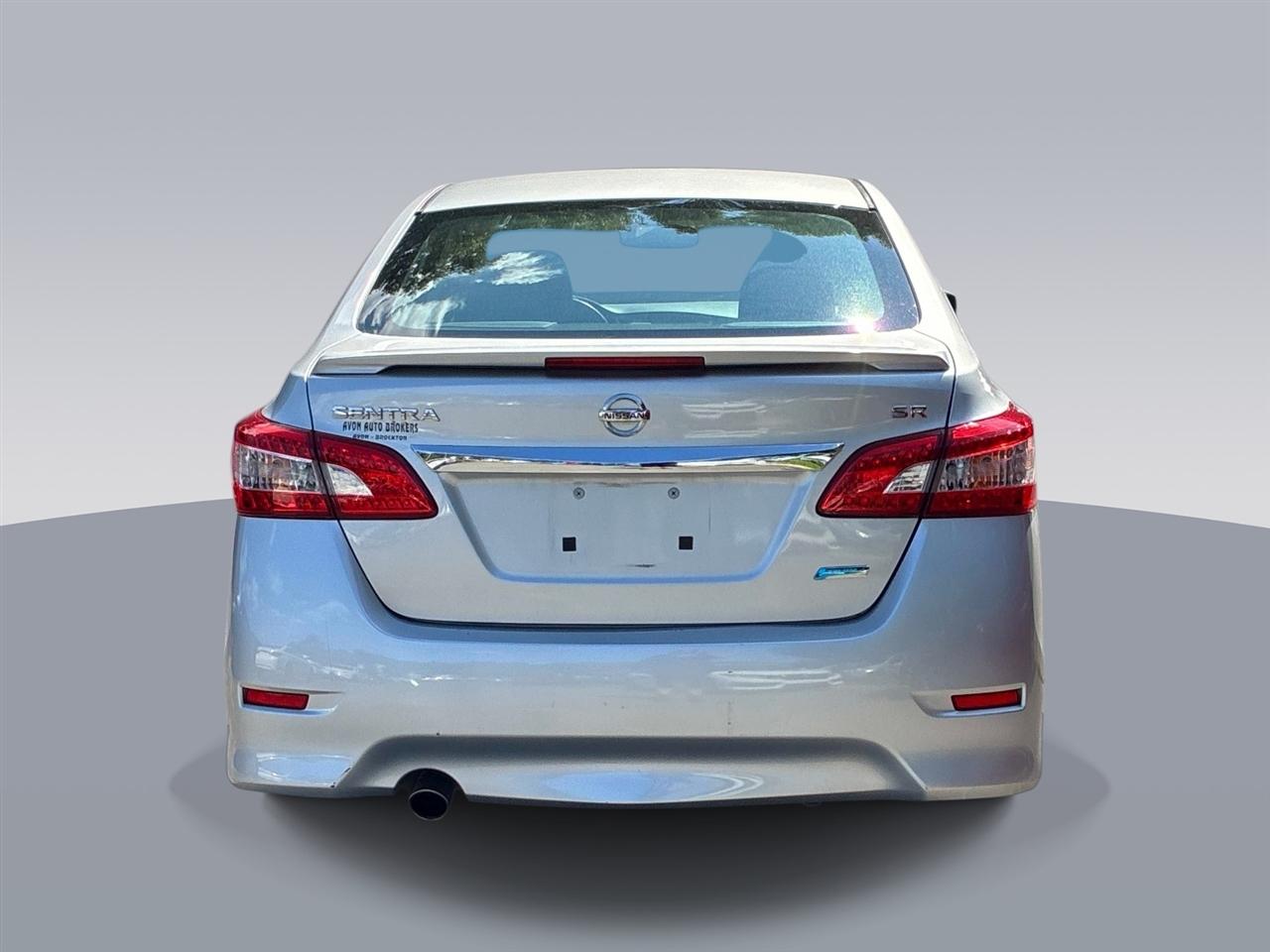 Nissan Sentra 4dr Sdn I4 CVT SR 2014