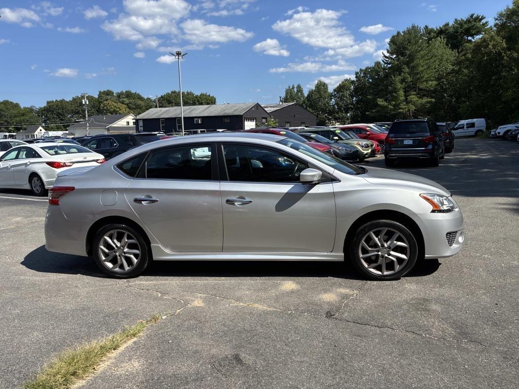Nissan Sentra 4dr Sdn I4 CVT SR 2014