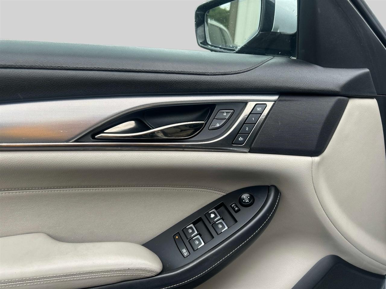 Cadillac CTS Sedan 4dr Sdn 3.6L Luxury RWD 2019