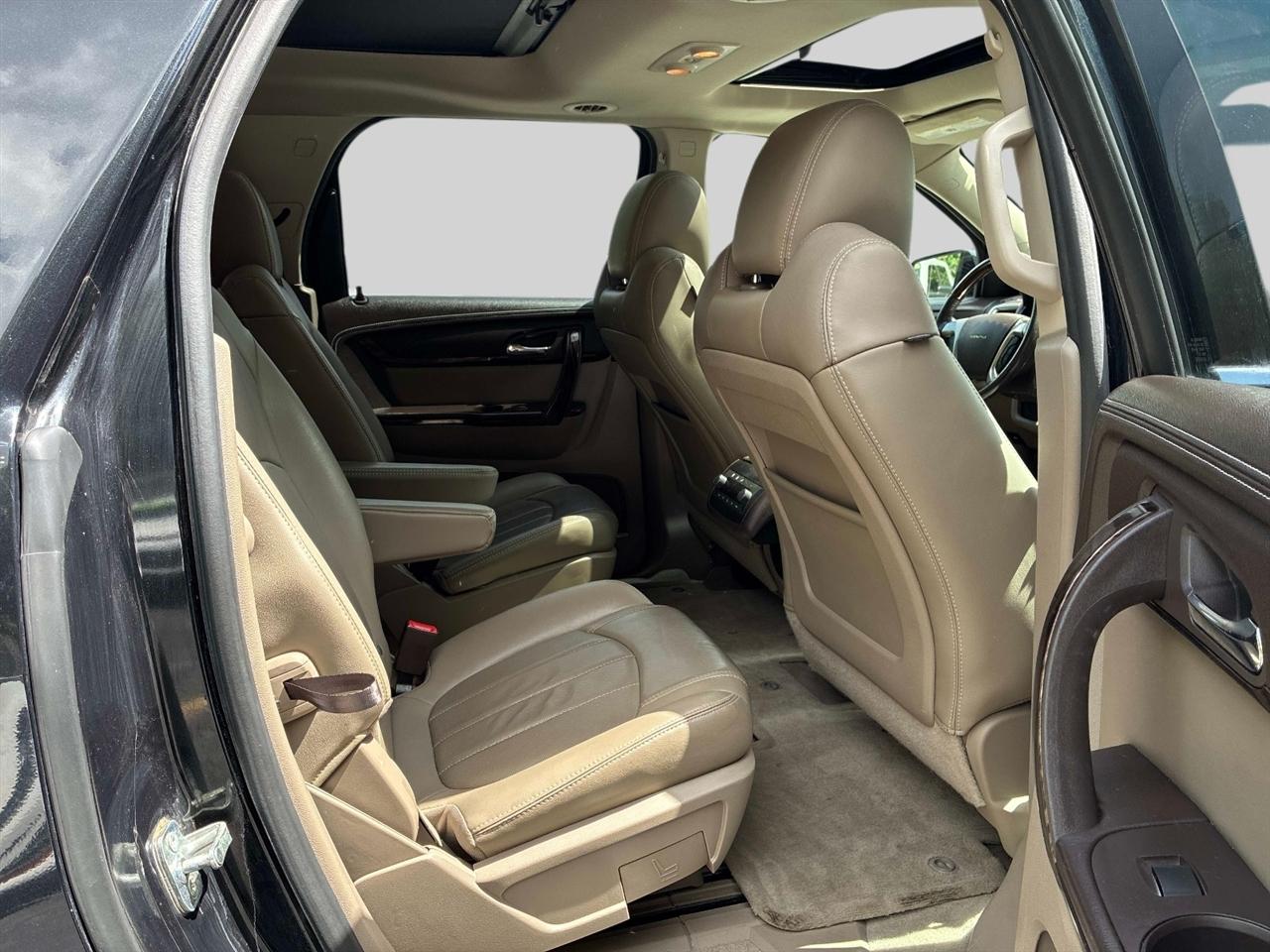 GMC Acadia AWD 4dr Denali 2015