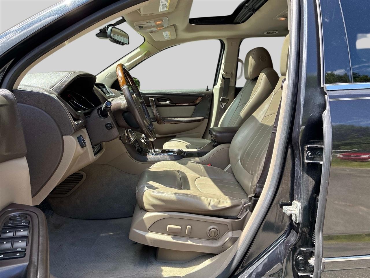 GMC Acadia AWD 4dr Denali 2015