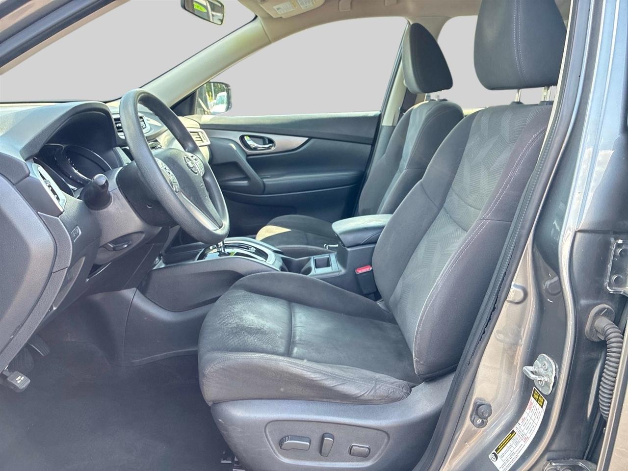 Nissan Rogue AWD 4dr SV 2016
