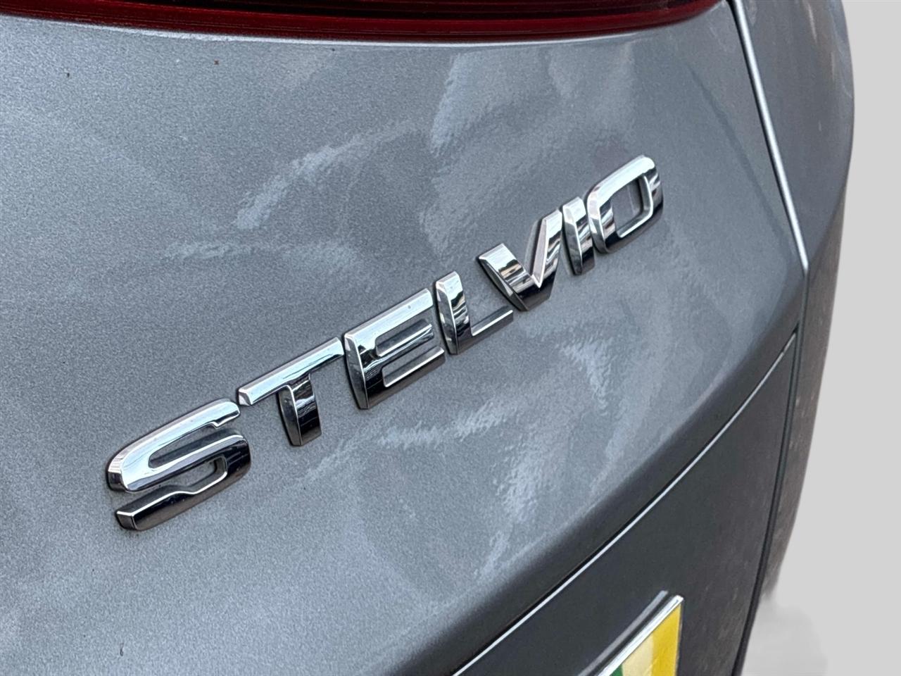 Alfa Romeo Stelvio Ti AWD 2018