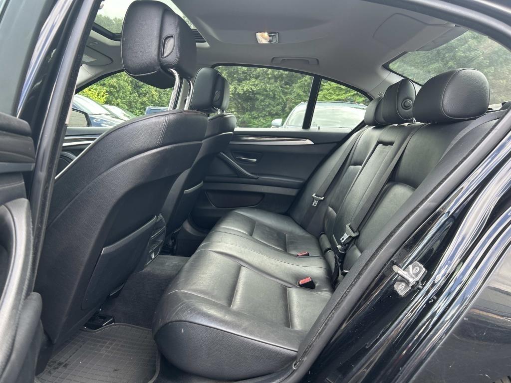 BMW 5 Series 4dr Sdn 528i xDrive AWD 2012