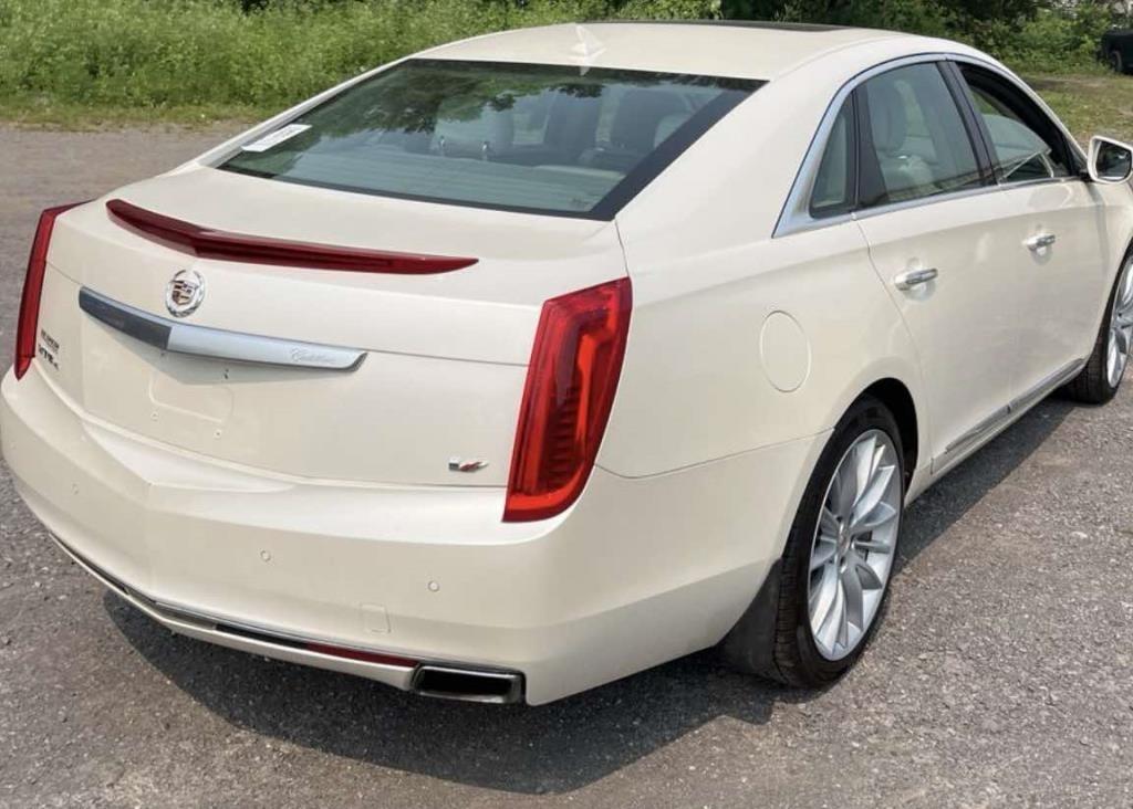 Cadillac XTS 4dr Sdn Vsport Platinum AWD 2014