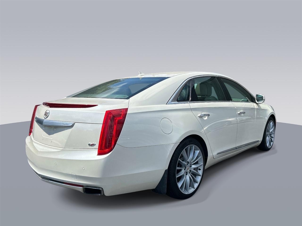 Cadillac XTS 4dr Sdn Vsport Platinum AWD 2014