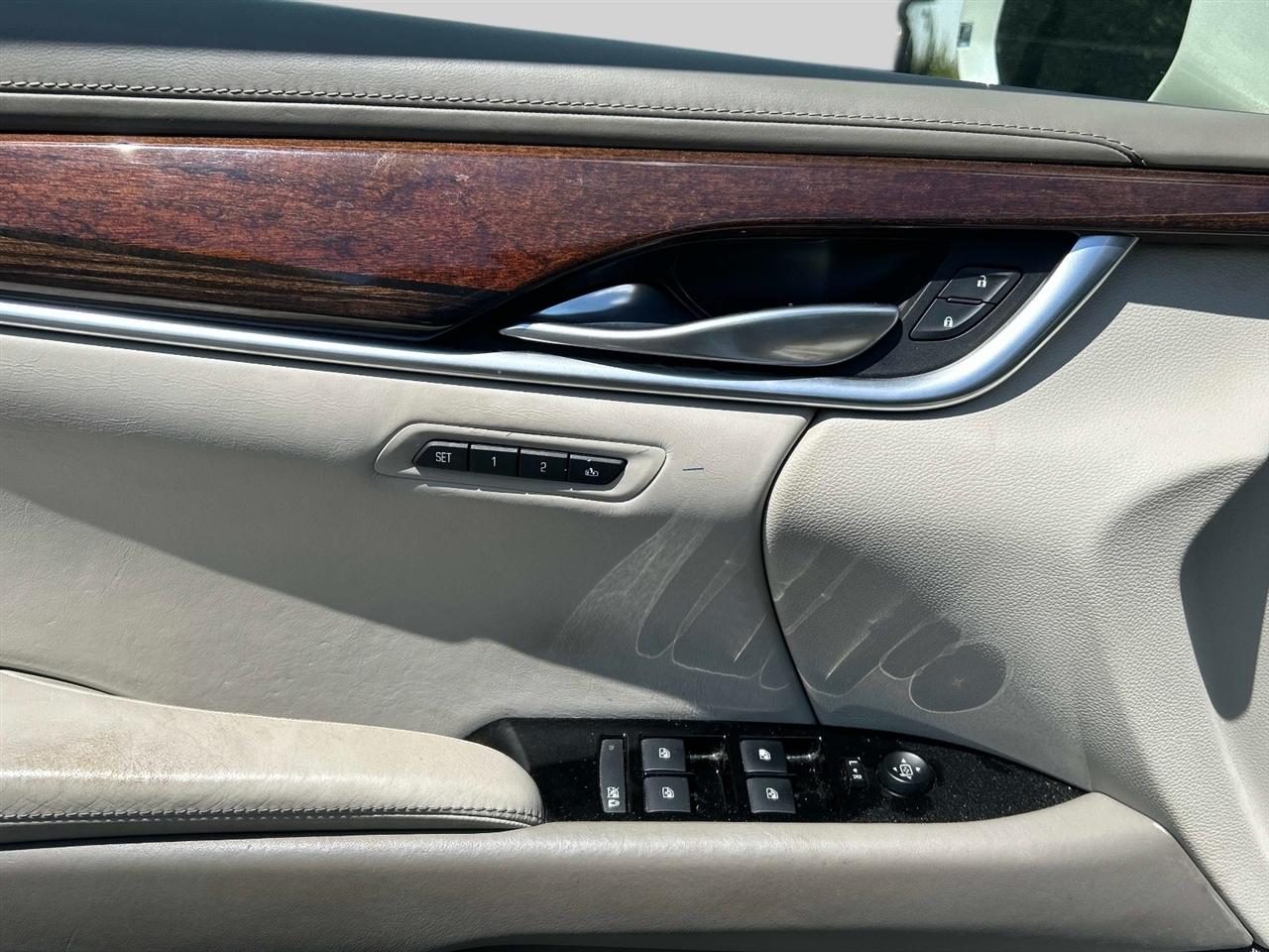 Cadillac XTS 4dr Sdn Vsport Platinum AWD 2014