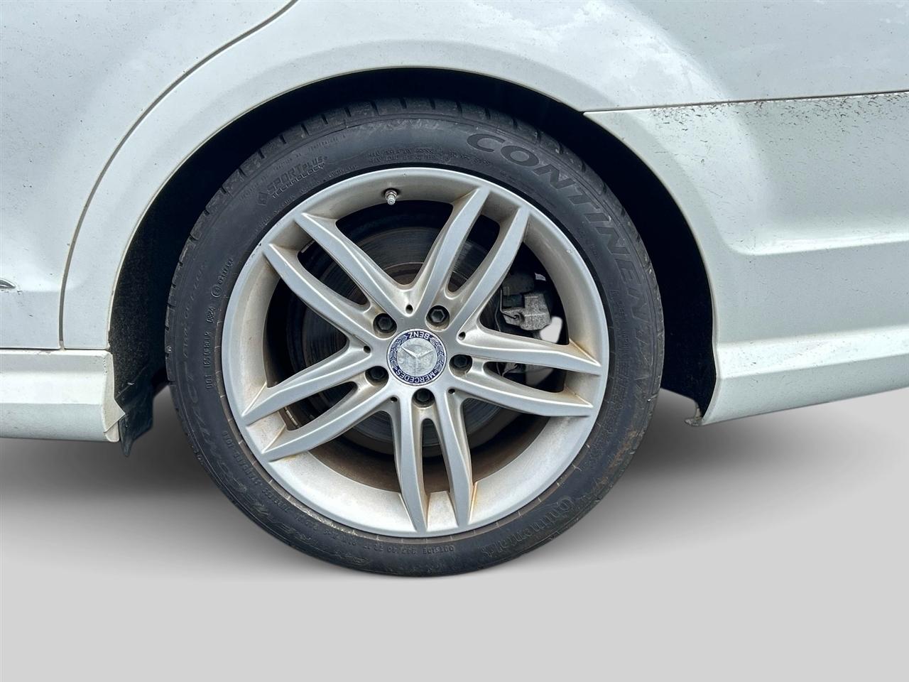 Mercedes-Benz C-Class 4dr Sdn C 300 Sport 4MATIC 2013