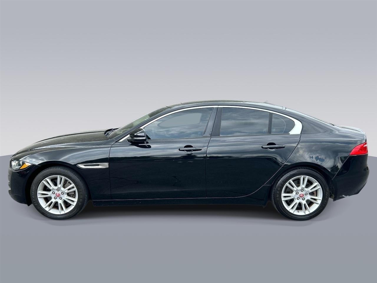 Jaguar XE 25t Premium RWD 2017