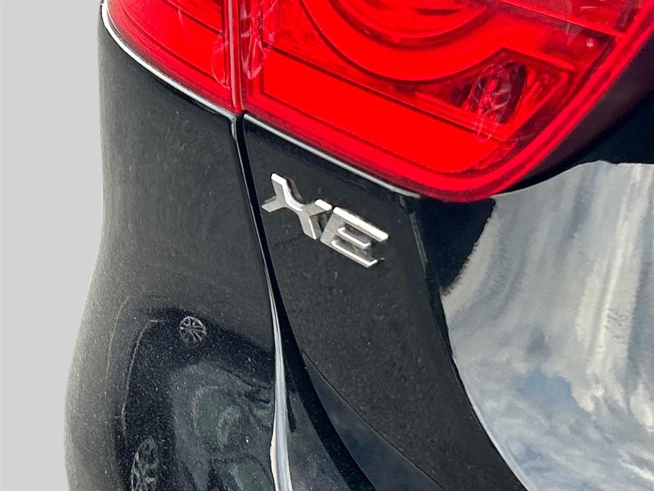 Jaguar XE 25t Premium RWD 2017