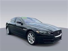 2017 Jaguar XE 
