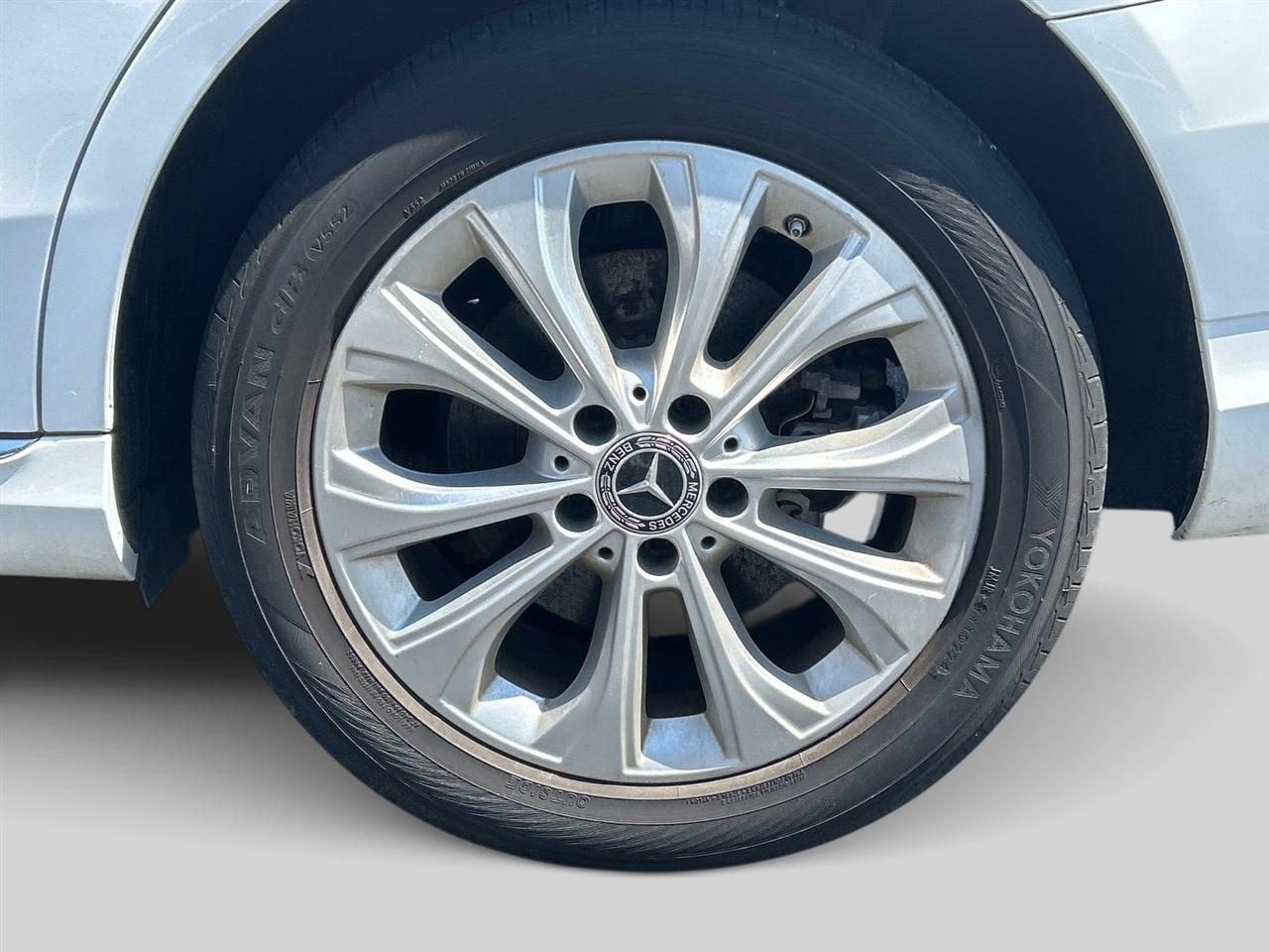 Mercedes-Benz C-Class C 300 4MATIC Sedan 2019