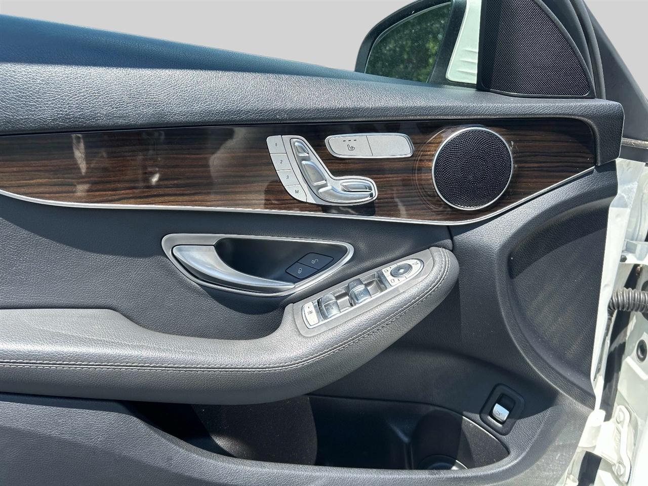 Mercedes-Benz C-Class C 300 4MATIC Sedan 2019