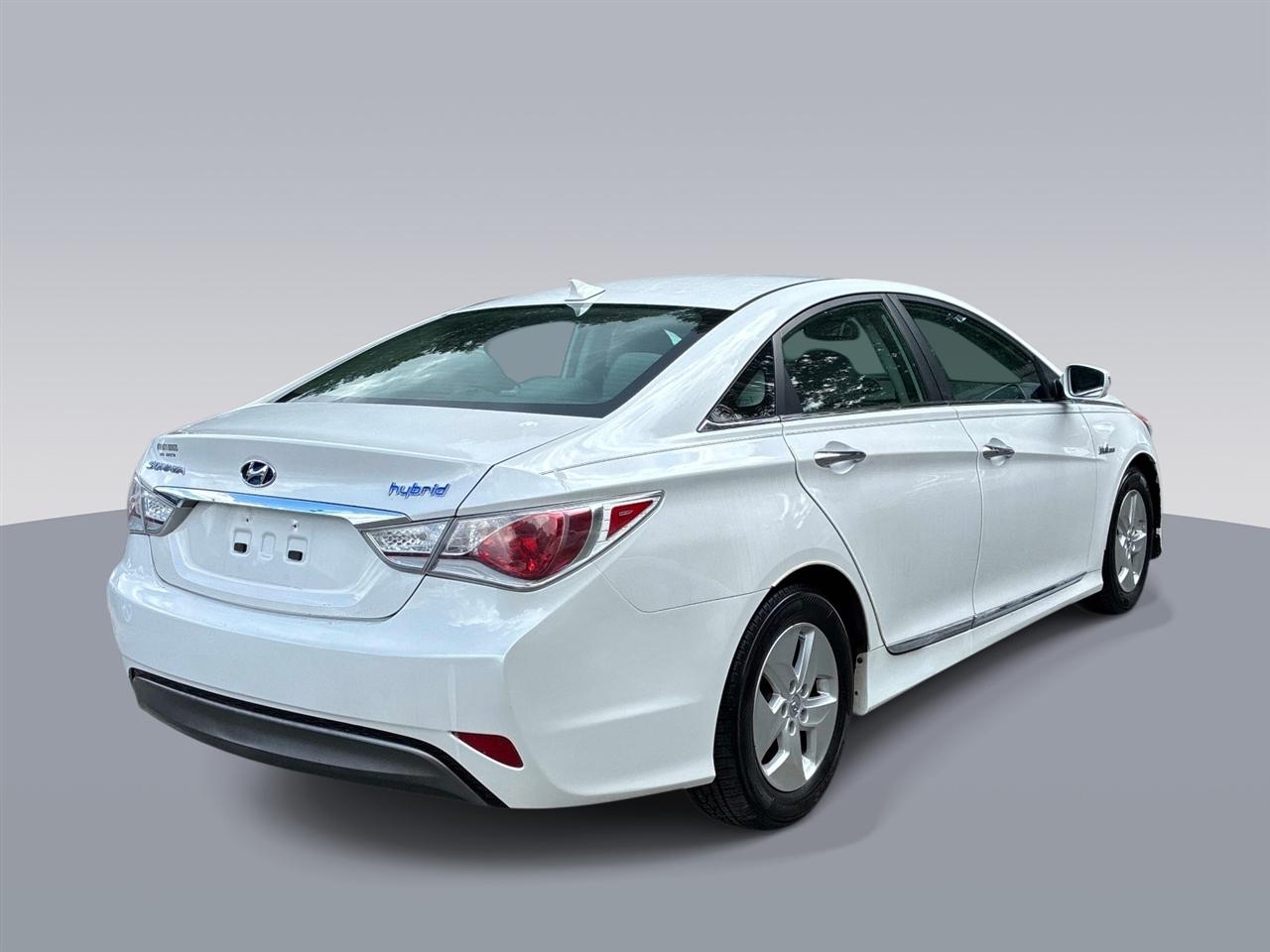 Hyundai Sonata 4dr Sdn 2.4L Auto Hybrid 2012