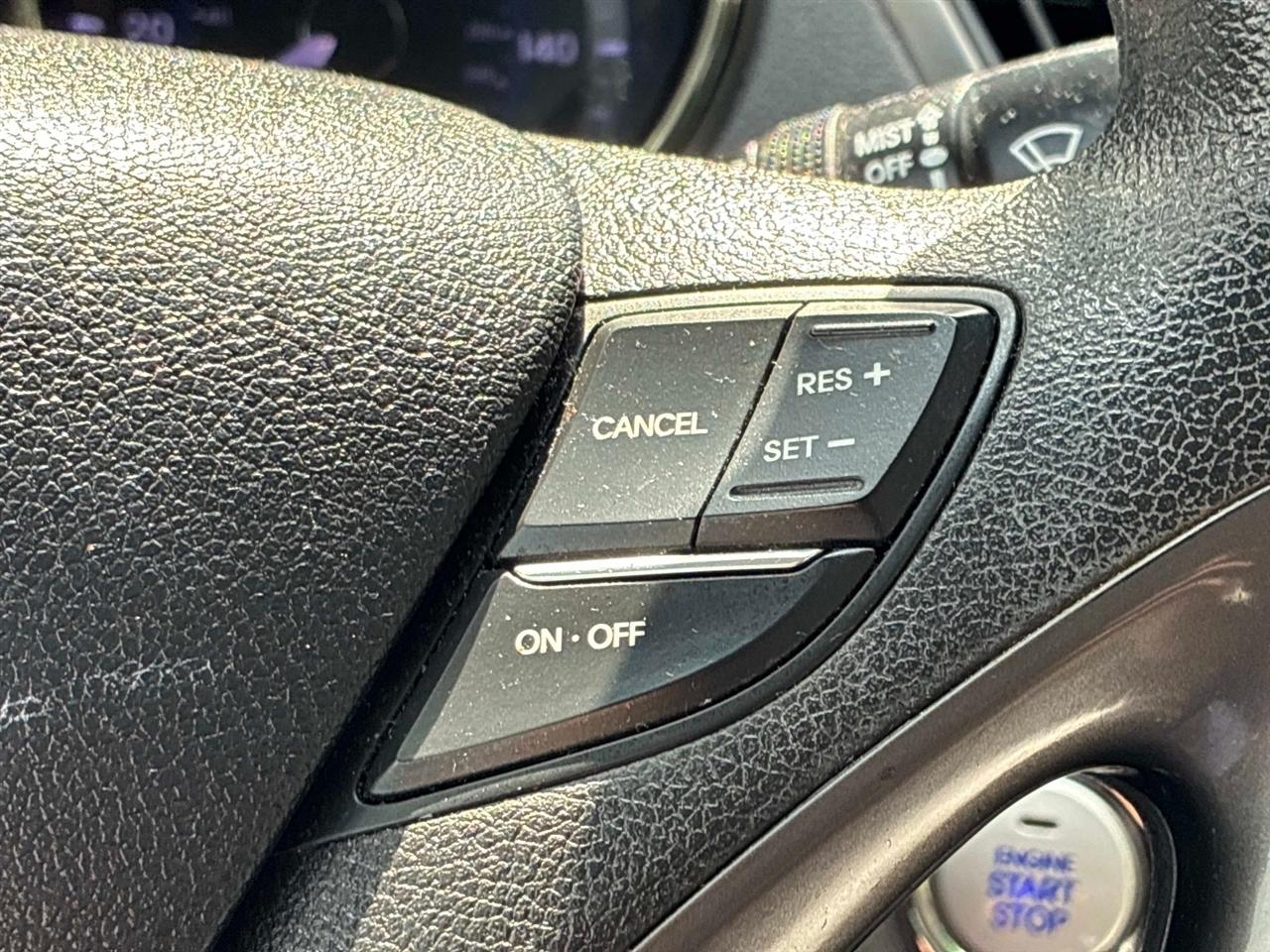 Hyundai Sonata 4dr Sdn 2.4L Auto Hybrid 2012