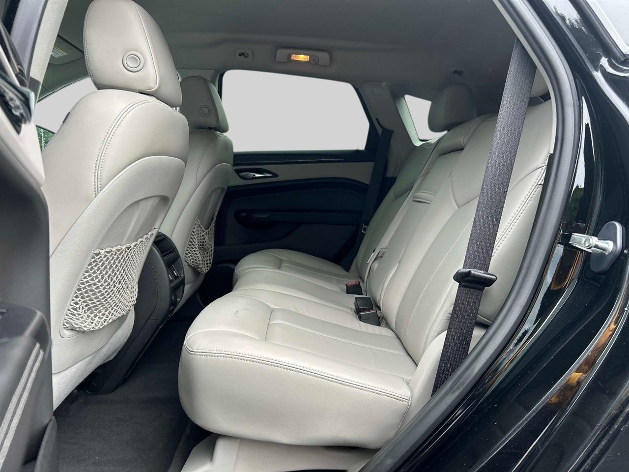 Cadillac SRX FWD 4dr Base 2014