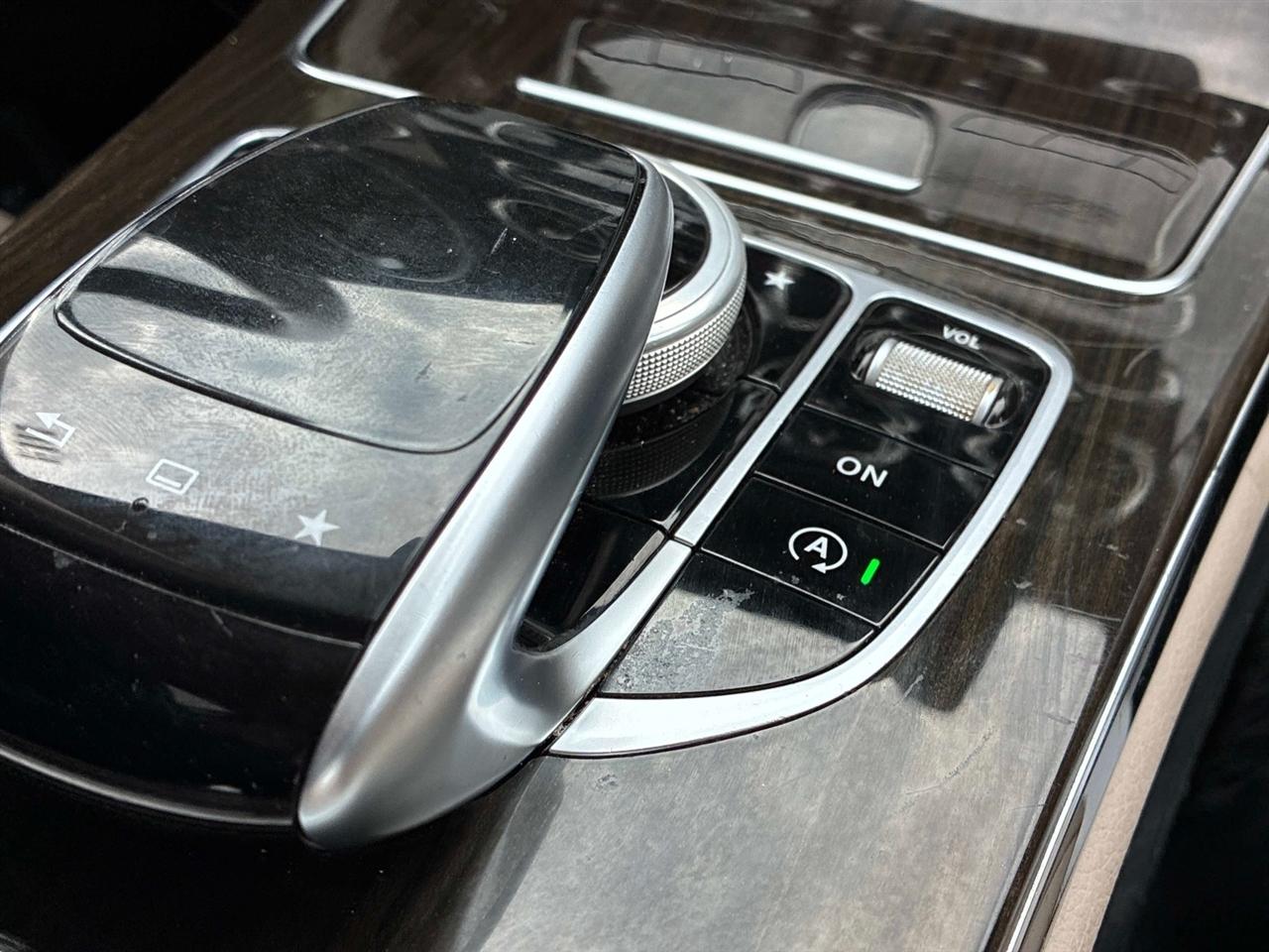 Mercedes-Benz C-Class 4dr Sdn C 300 4MATIC 2015