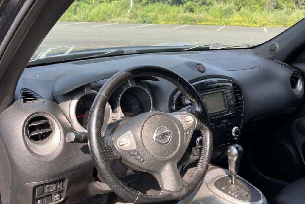 Nissan Juke 5dr Wgn CVT SL AWD 2012