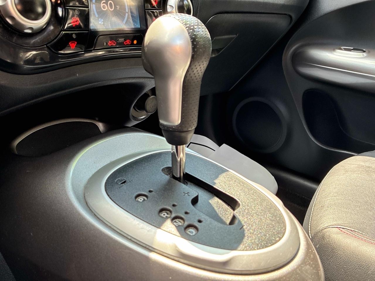 Nissan Juke 5dr Wgn CVT SL AWD 2012