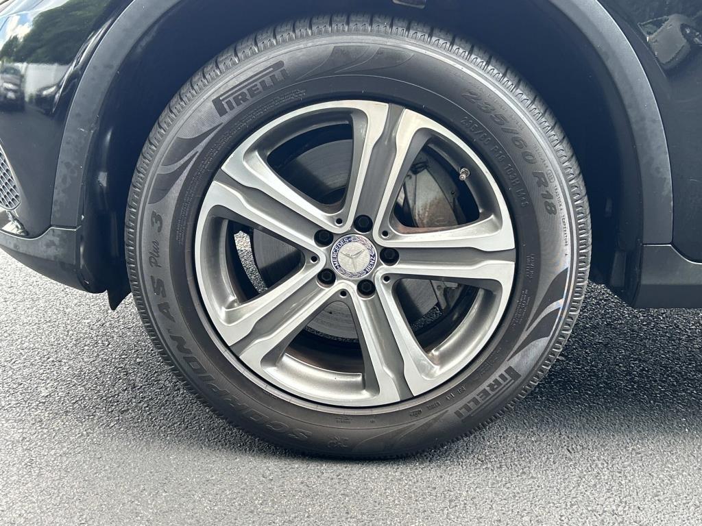 Mercedes-Benz GLC 4MATIC 4dr GLC 300 2016
