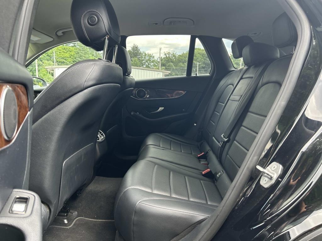 Mercedes-Benz GLC 4MATIC 4dr GLC 300 2016