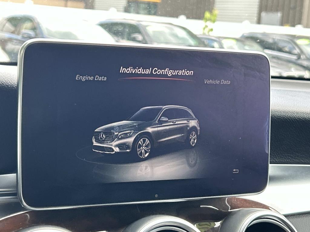 Mercedes-Benz GLC 4MATIC 4dr GLC 300 2016