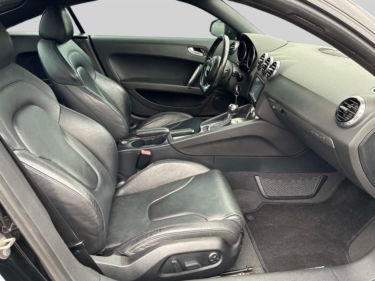 Audi TT 2dr Cpe S tronic quattro 2.0T Prestige 2013