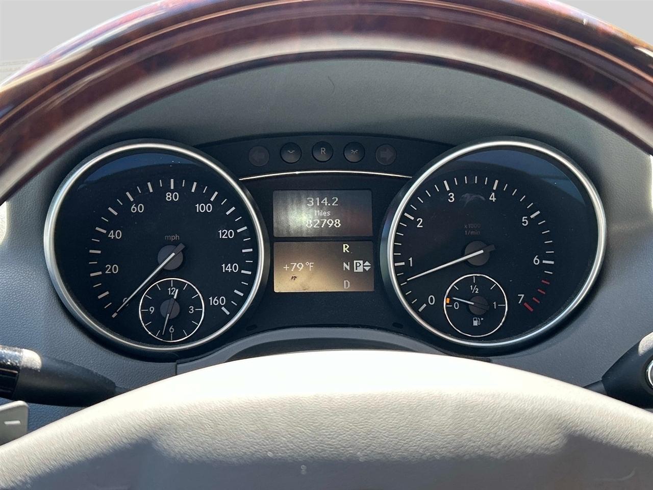 Mercedes-Benz M-Class 4MATIC 4dr 5.5L 2009
