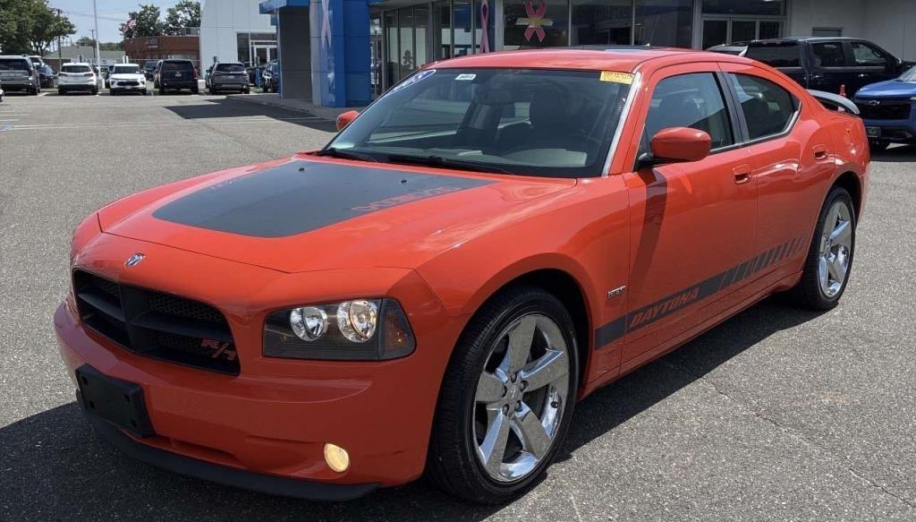 Dodge Charger 4dr Sdn R/T RWD 2008