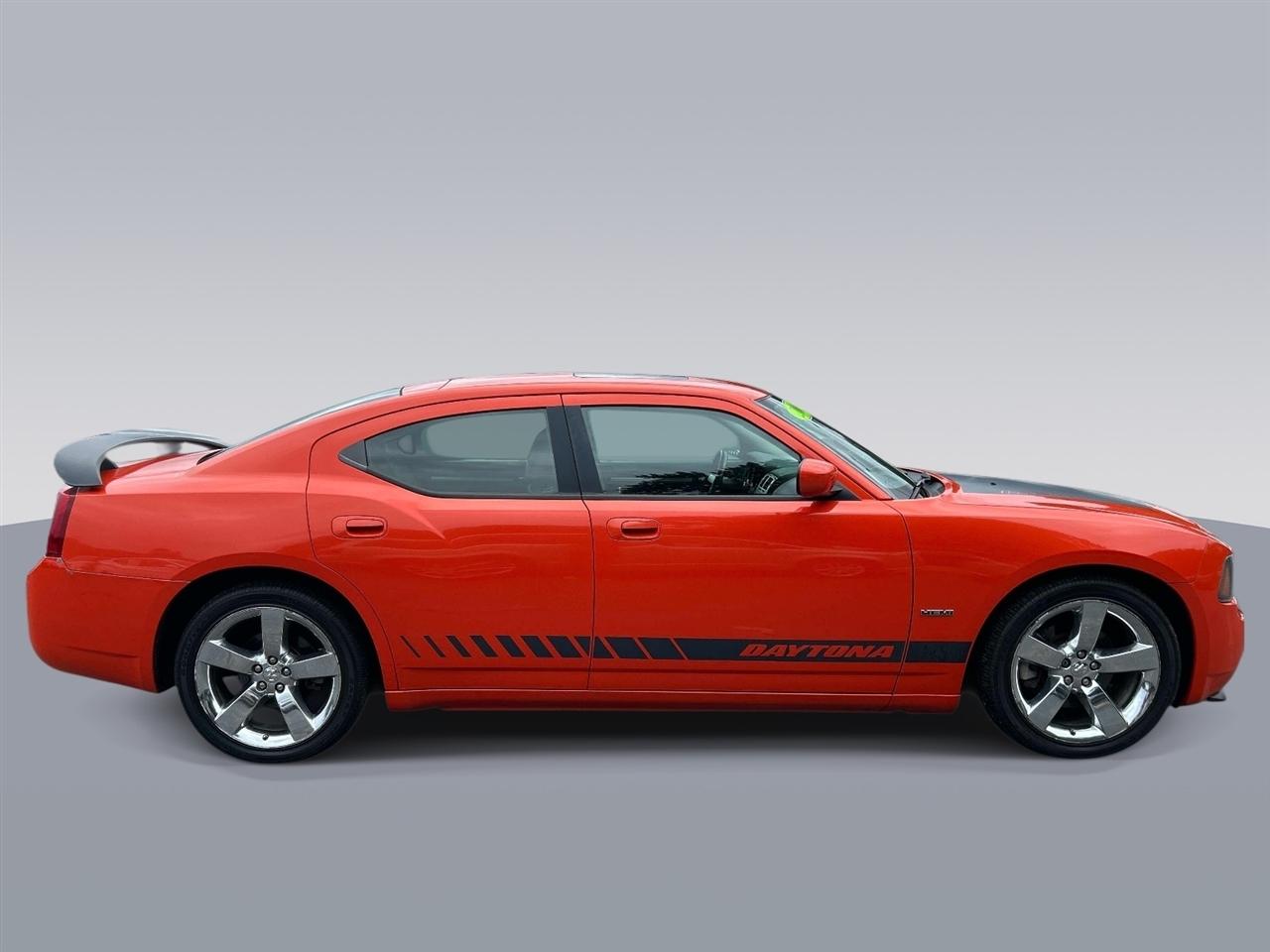 Dodge Charger 4dr Sdn R/T RWD 2008