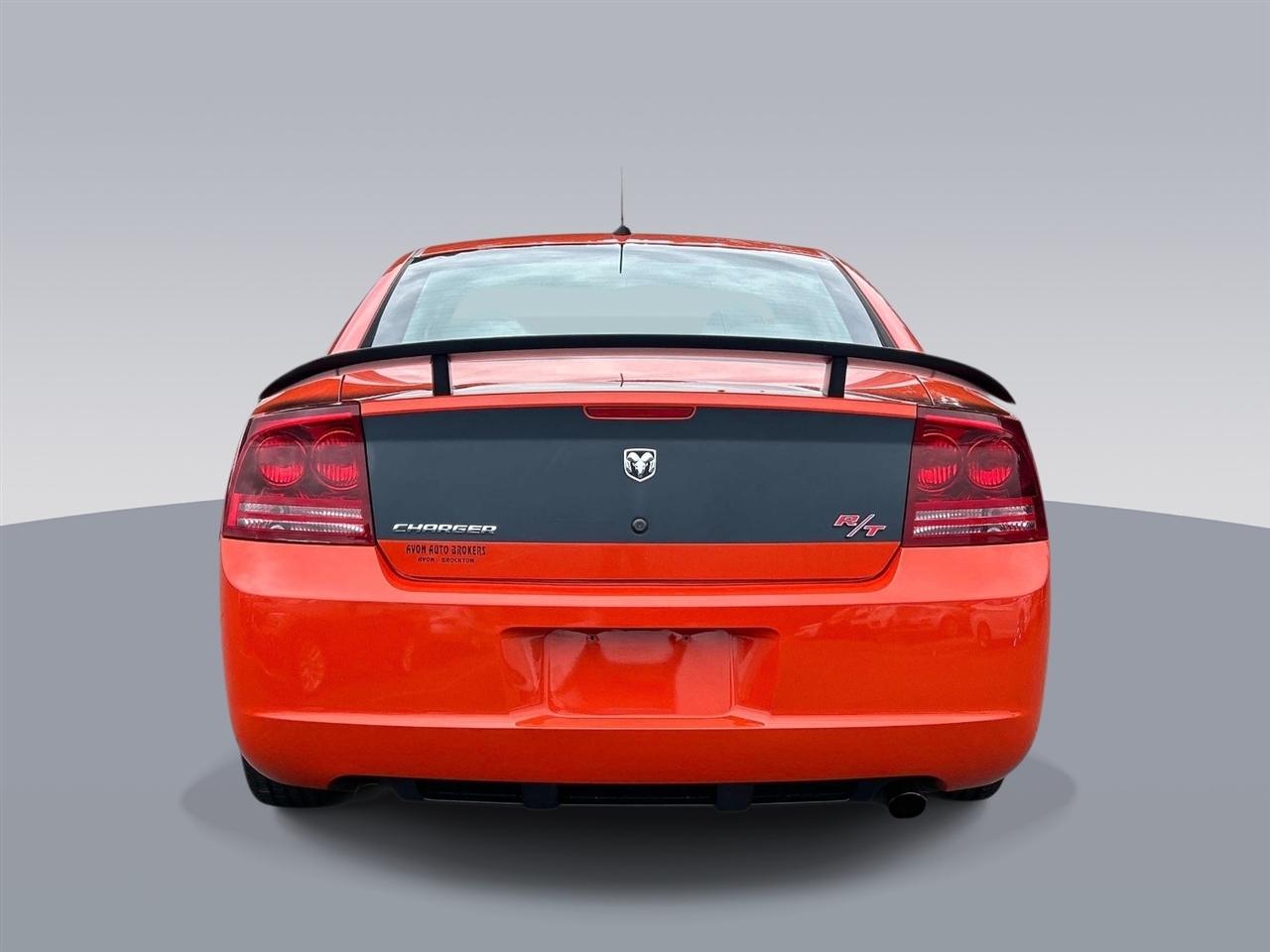 Dodge Charger 4dr Sdn R/T RWD 2008