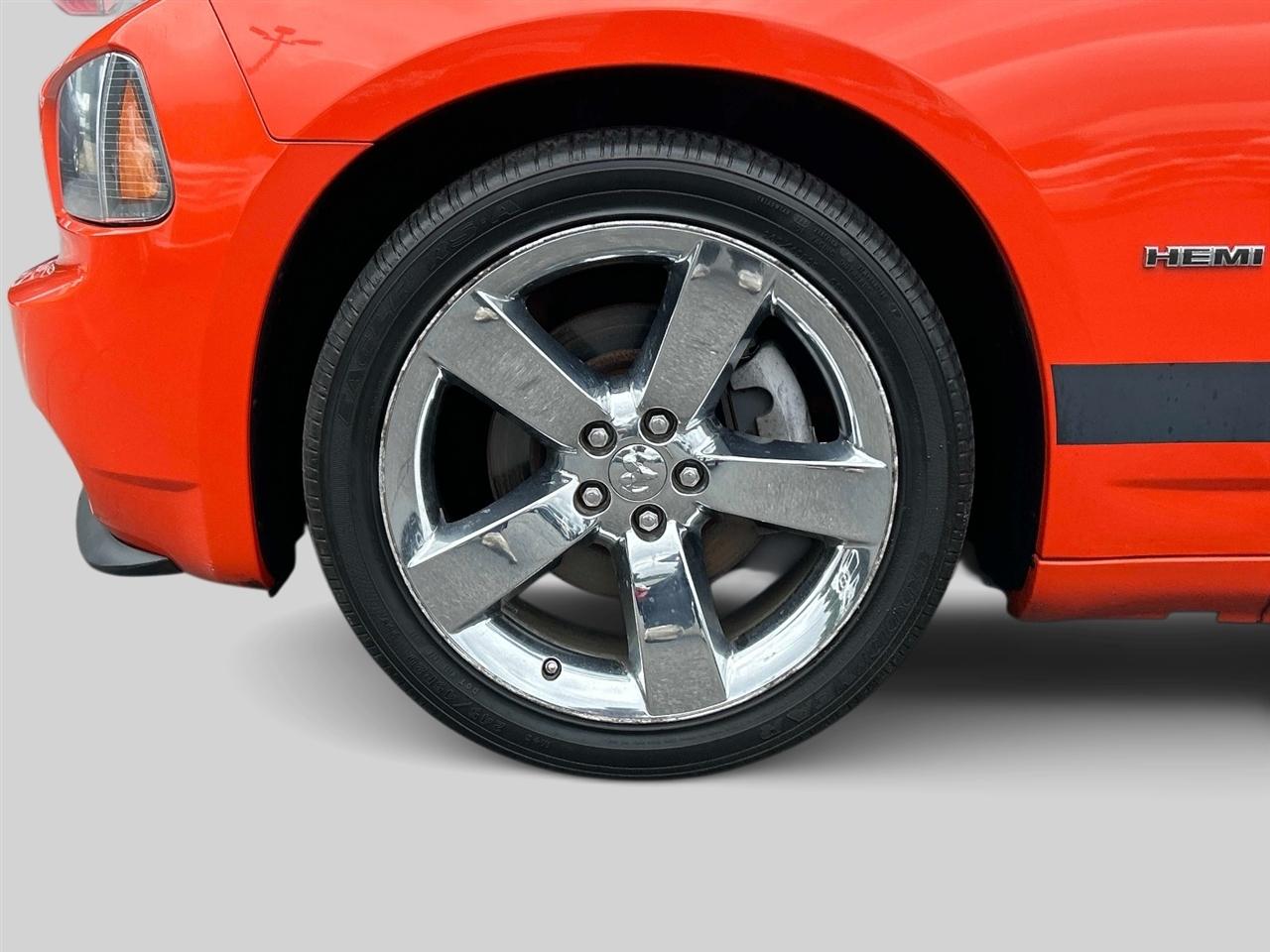 Dodge Charger 4dr Sdn R/T RWD 2008
