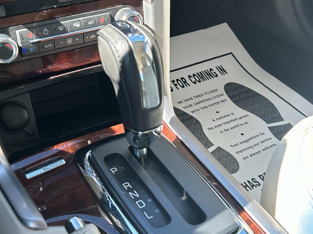 Lincoln MKZ 4dr Sdn Hybrid FWD 2011