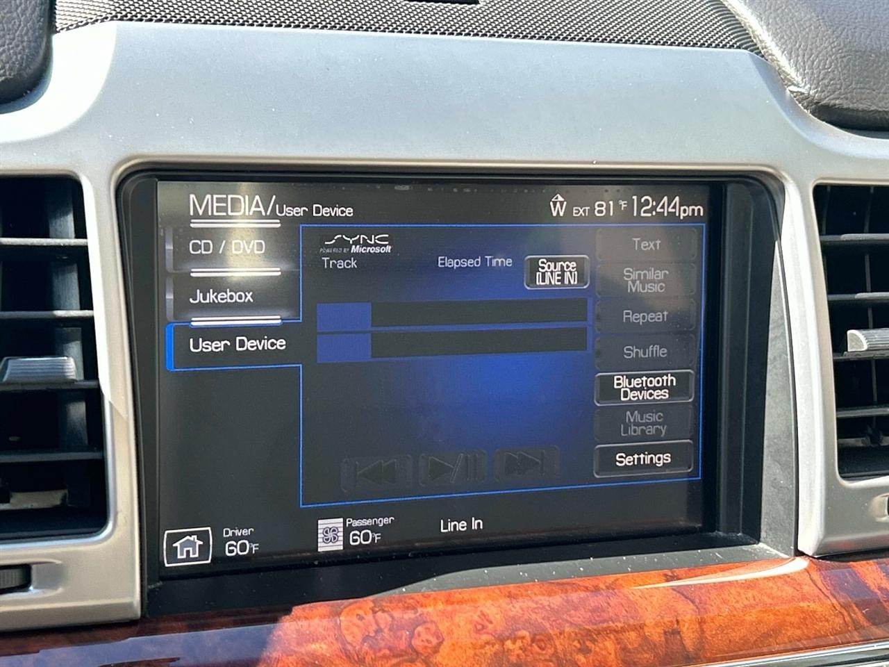 Lincoln MKZ 4dr Sdn Hybrid FWD 2011