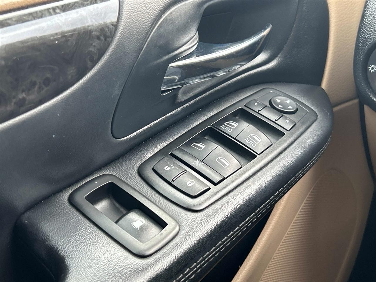 Dodge Grand Caravan 4dr Wgn SXT 2014