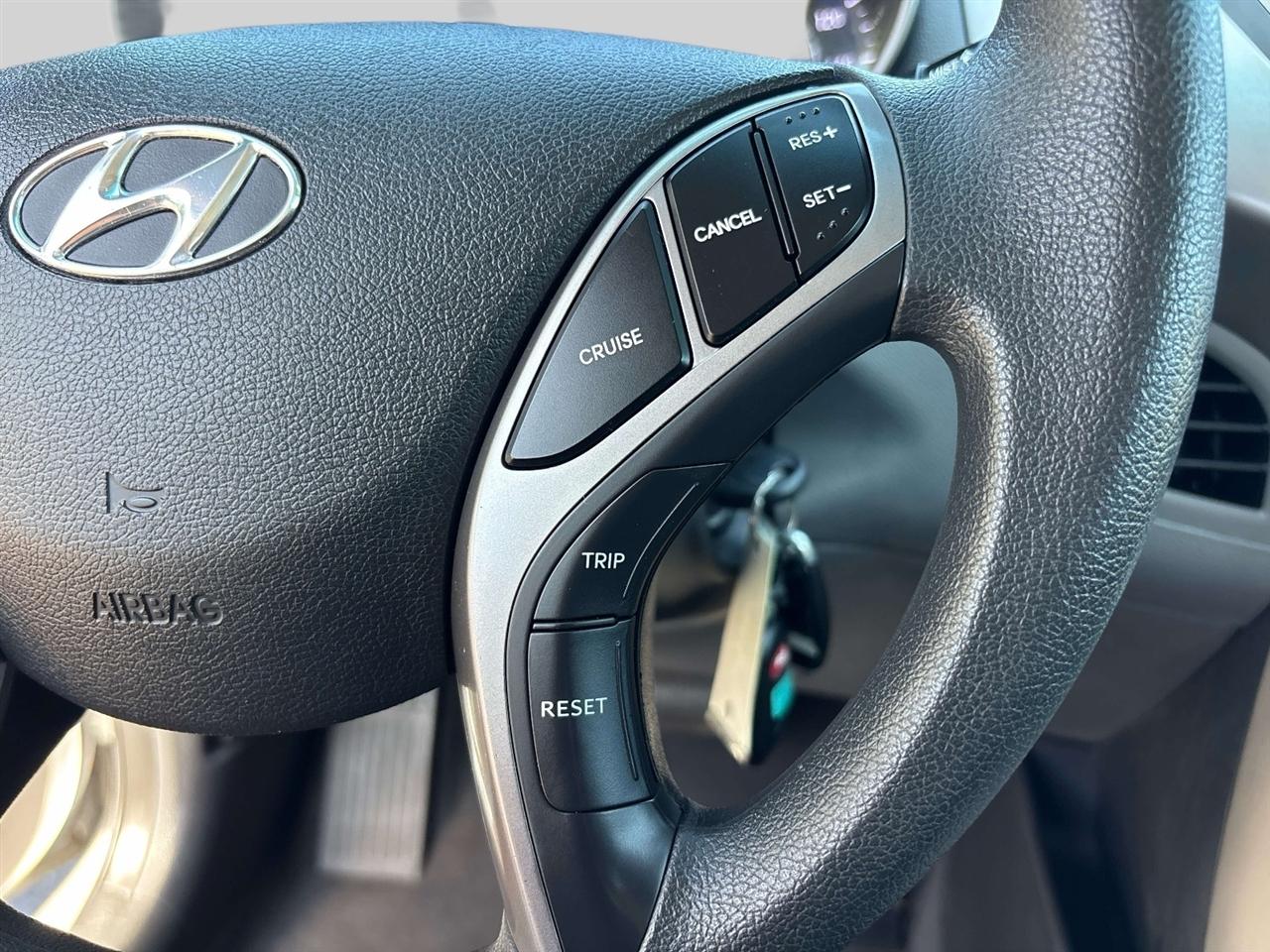 Hyundai Elantra 4dr Sdn Auto GLS PZEV (Alabama Plant) 2013