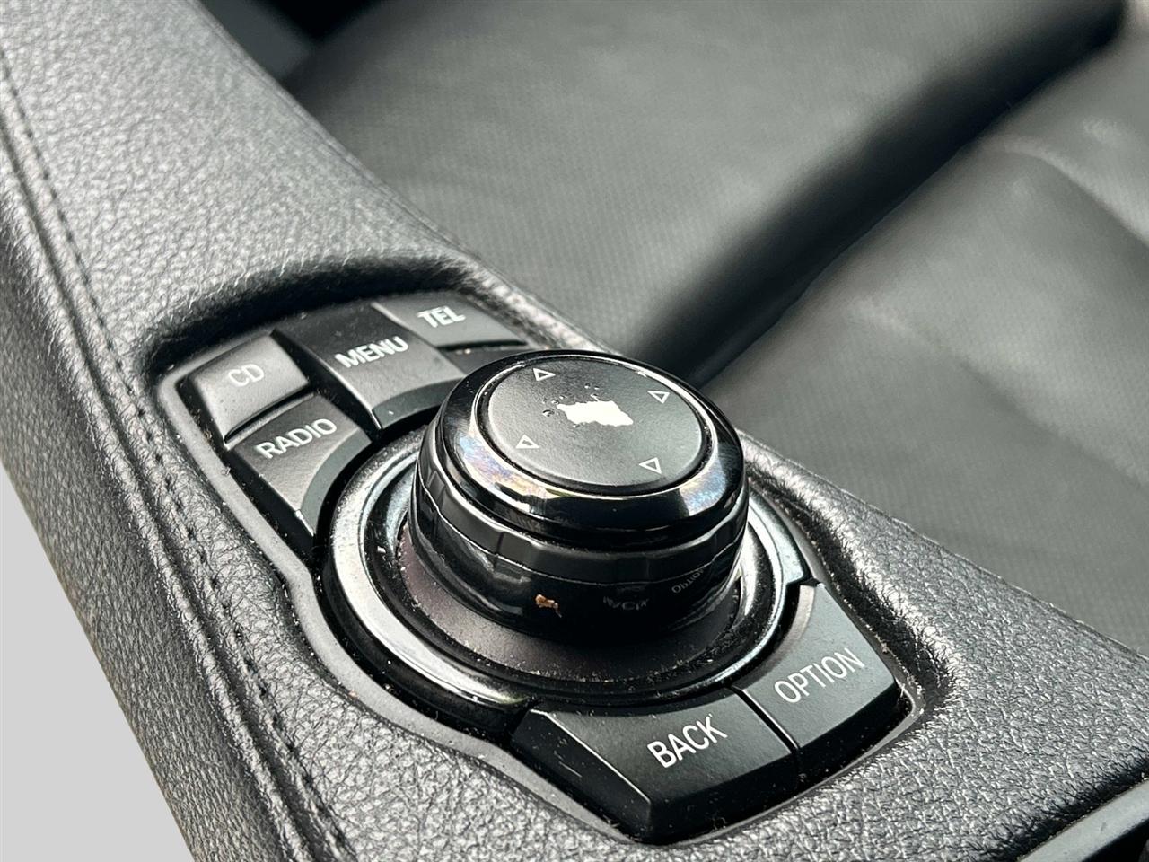BMW 6 Series 2dr Cpe 650i xDrive 2012