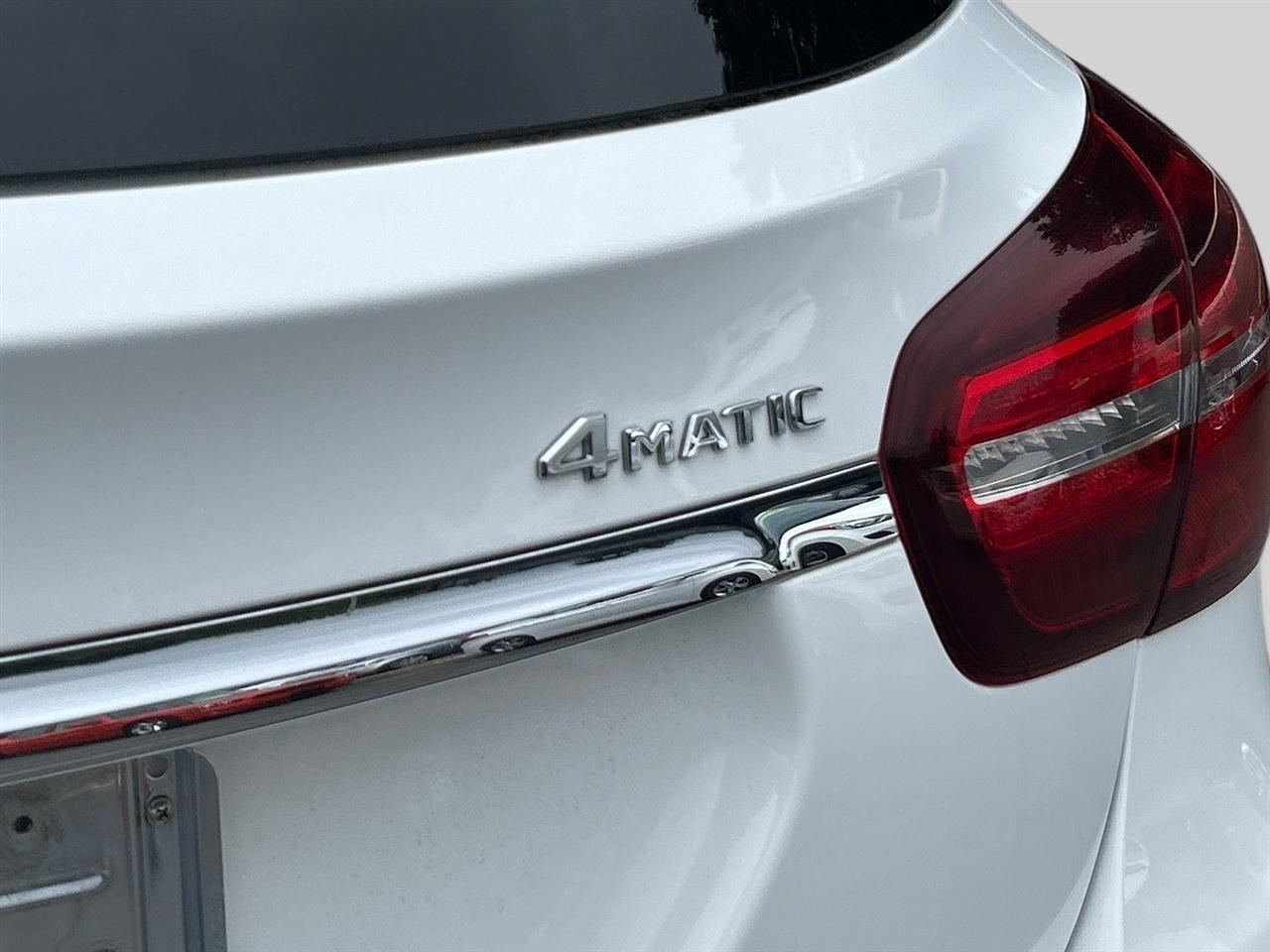 Mercedes-Benz GLA GLA 250 4MATIC SUV 2018