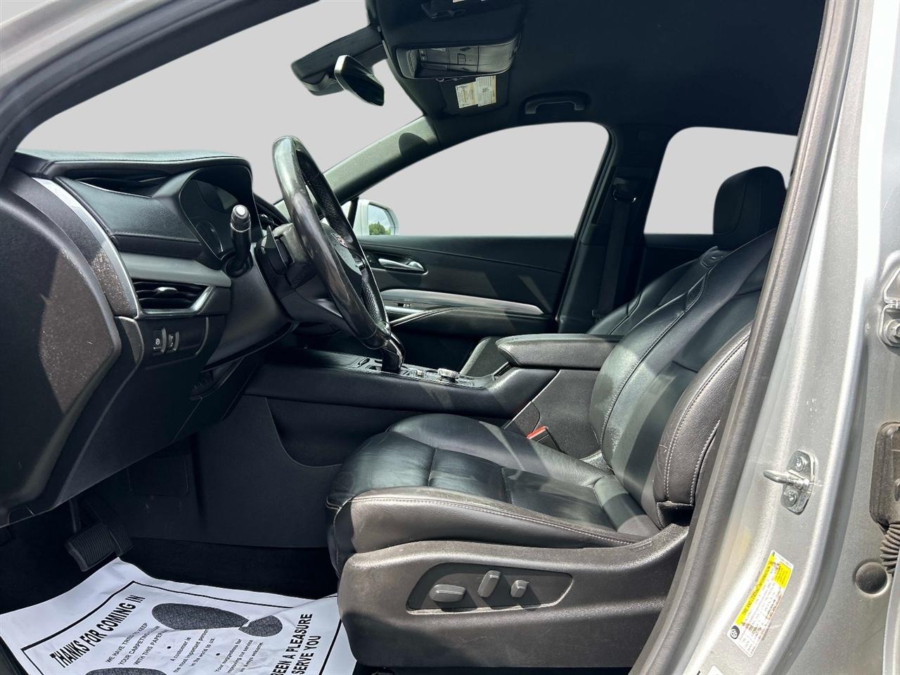 Cadillac XT4 FWD 4dr Premium Luxury 2020