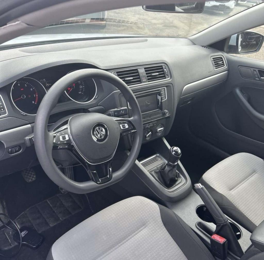 Volkswagen Jetta 1.4T S Manual 2017